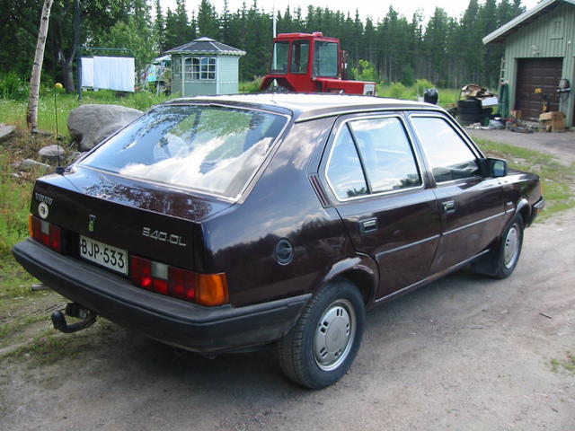 Volvo340DLA-88_3