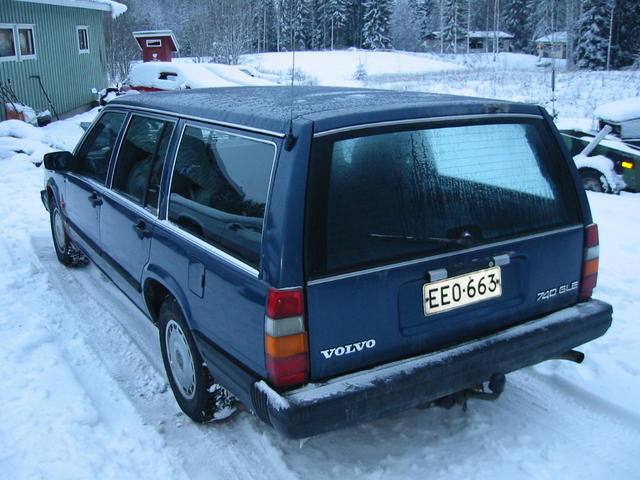 Volvo_745GLE-88_4