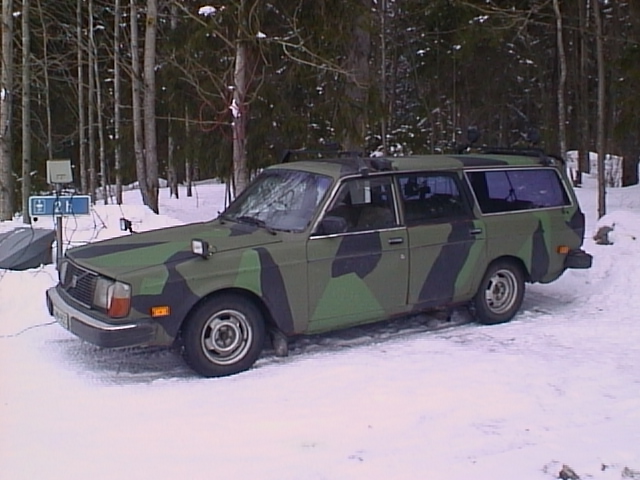 camo_volvo_2004_3