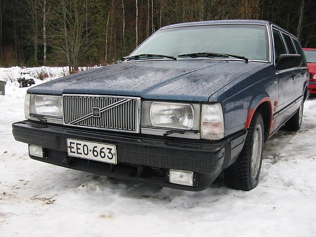 Volvo_745GLE-88-8